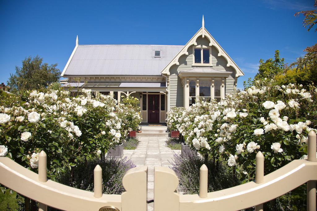 Lilac Rose Boutique Bed And Breakfast Christchurch Exterior photo